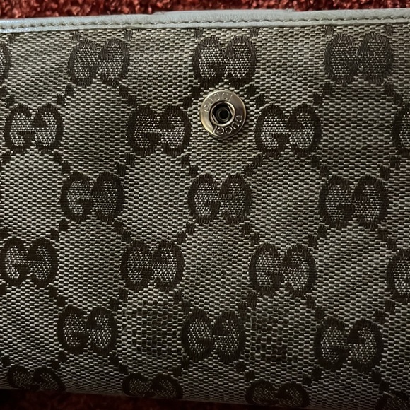 GUCCI WHITE LEATHER WALLET - Picture 14 of 16